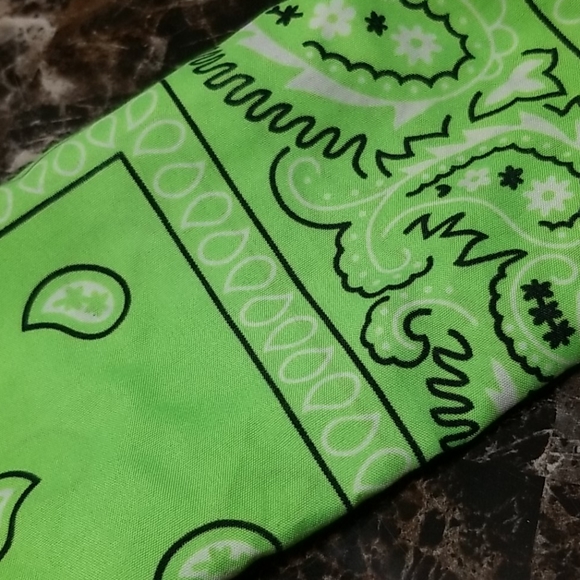 Bandana - Picture 1 of 1